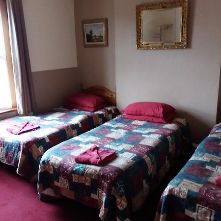 Bed and Breakfast The Crouch Oak Addlestone Exterior foto